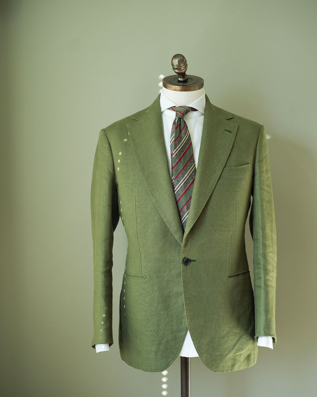 Hand-Tailored Roman Jacket in Olive Irish Linen